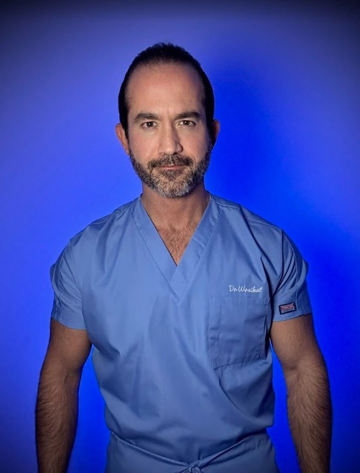 الدكتور سعد الوريكات، استشاري طب وجراحة العيون